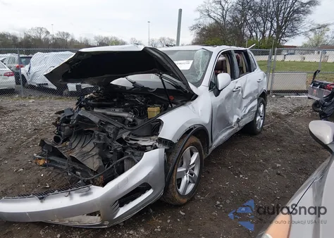 2012 Volkswagen Touareg Tdi Lux z USA, uszkodzony, nr VIN WVGEK9BP1CD008051